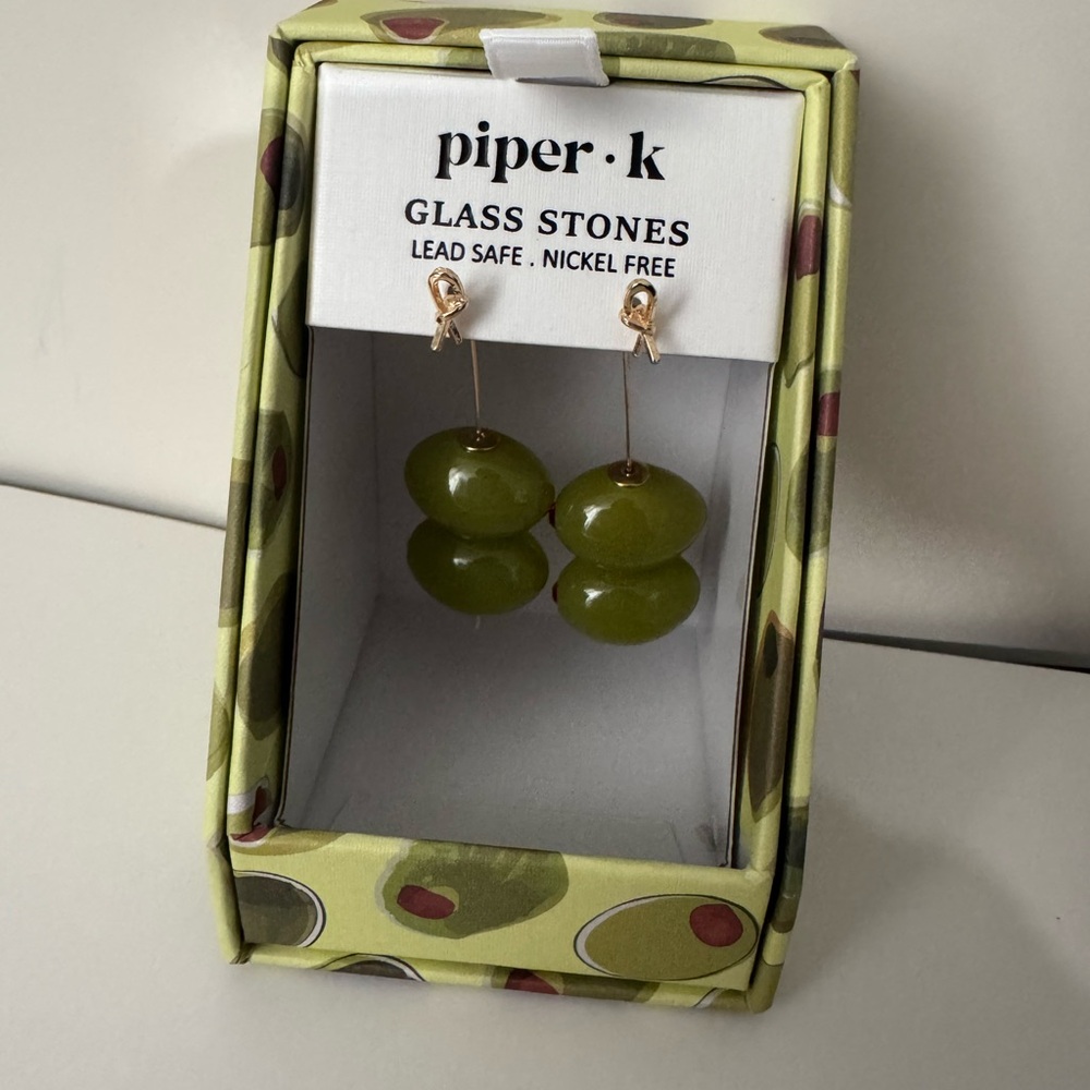 Viral Piper K olive Green Glass Stone Earrings
